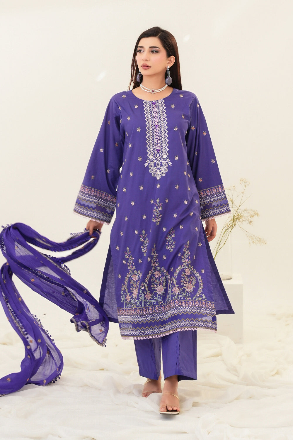 3 Piece - Embroidered Lawn Suit