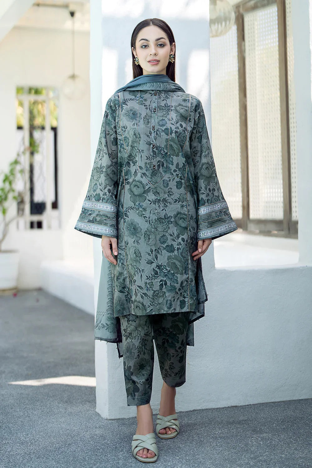 3 Piece BreezeLawn Printed UnStitched Suit with Printed Dupatta & Printed Trouser - Image 1
