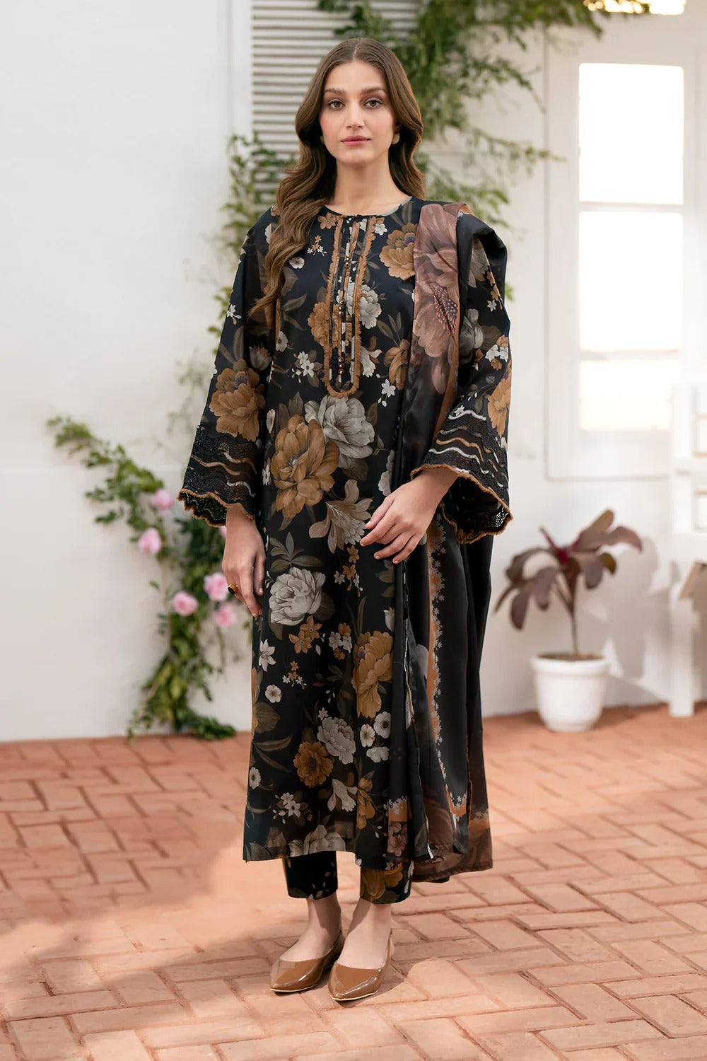 3 Piece BreezeLawn Printed UnStitched Suit with Printed Dupatta & Printed Trouser - Image 1